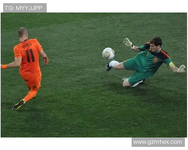 矮个子足球巨星盘点速度与智慧并存的绿茵传奇