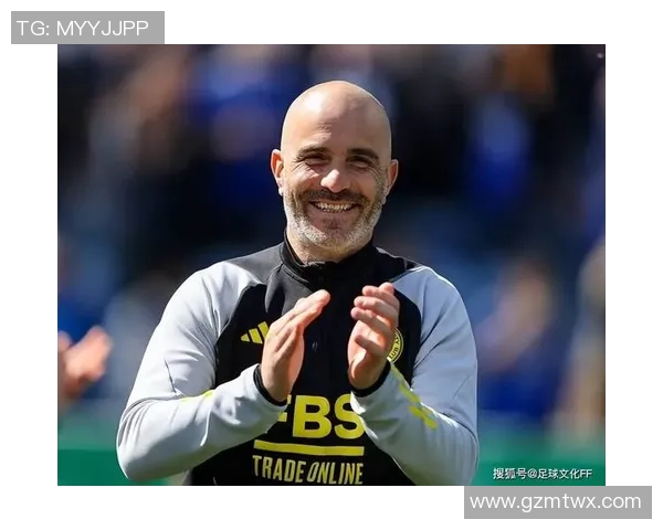 美国足球迷心中的偶像球星揭秘与热爱背后的原因分析